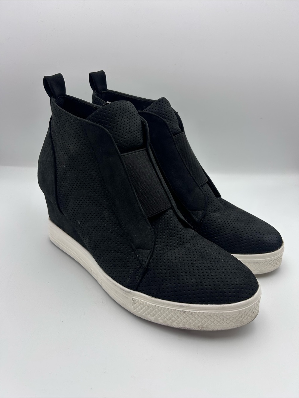 CCOCCI Black Hidden Wedge High-Top Sneakers – Women’s Size 10